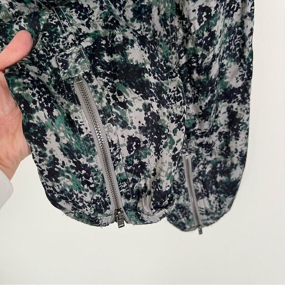 Anthropologie Diandra Pleated Joggers in Green Motif, Size 2 NWOT - Picture 7 of 13